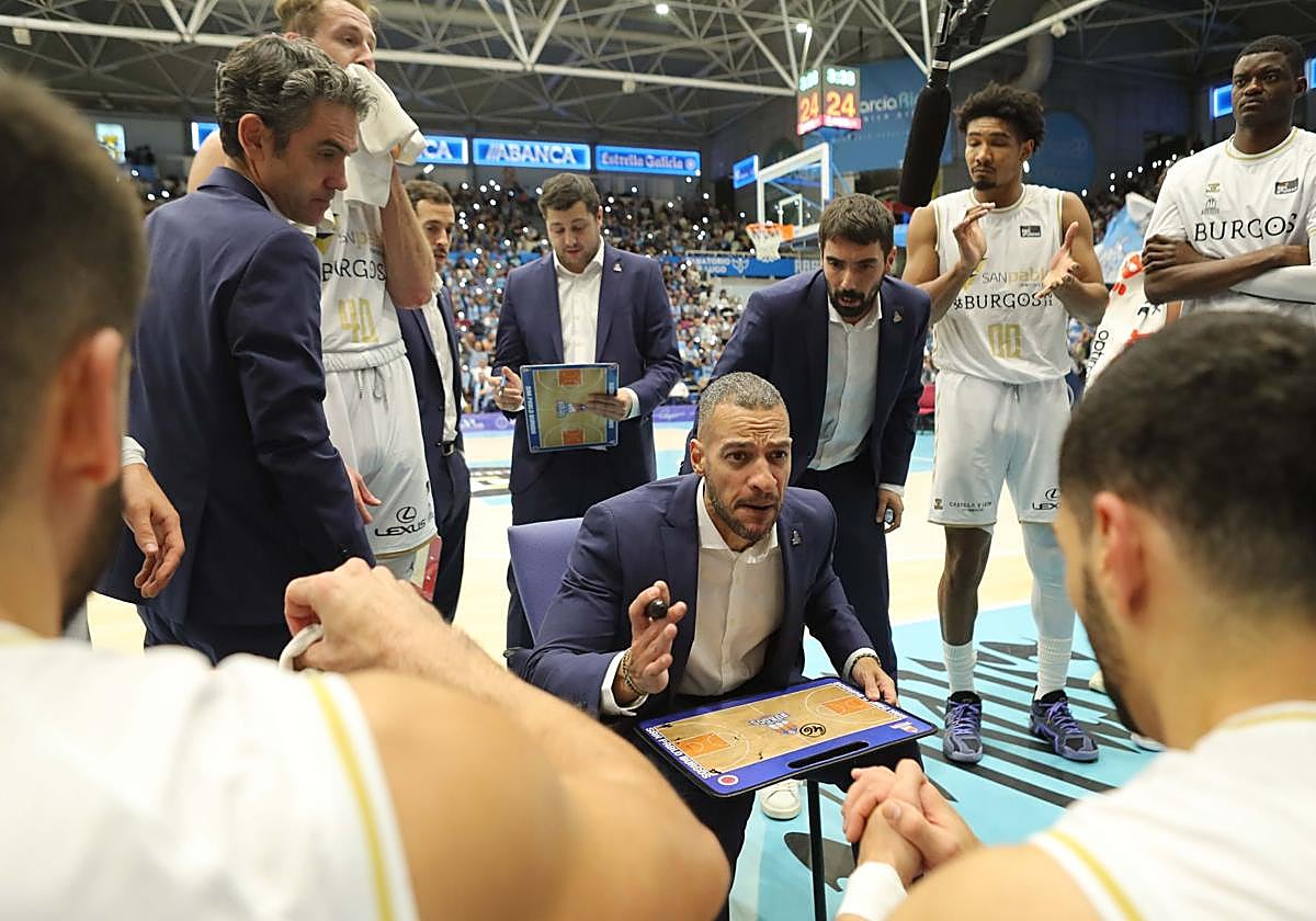 La derrota del San Pablo Burgos ante Río Breogán, en imágenes