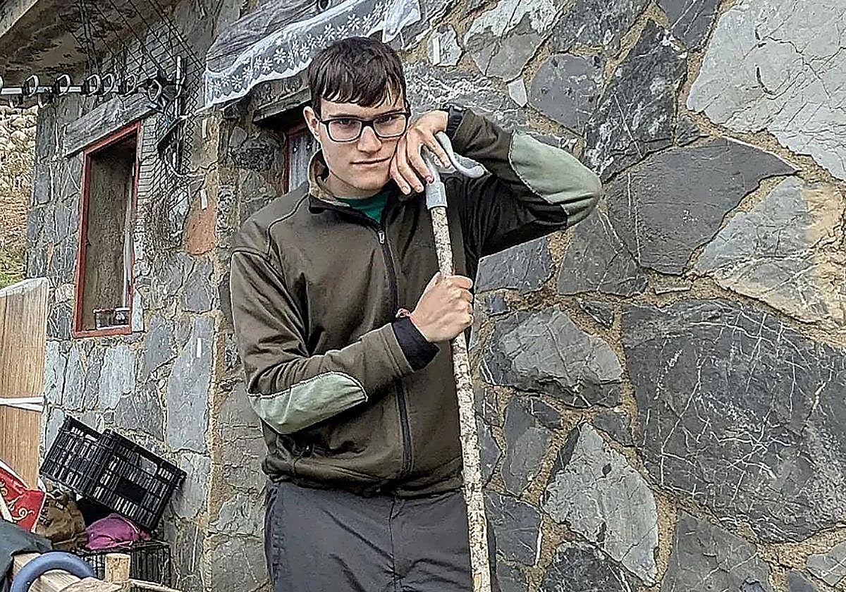 El fotógrafo burgalés Jorge Contreras Soto, autor del libro 'Los guardianes del Puerto de Pandetrave'.