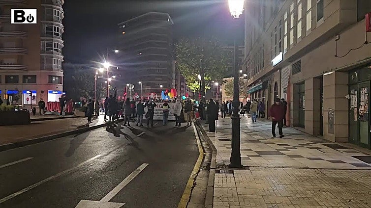 Los trabajadores de Renfe se manifiestan contra el cierre en Miranda