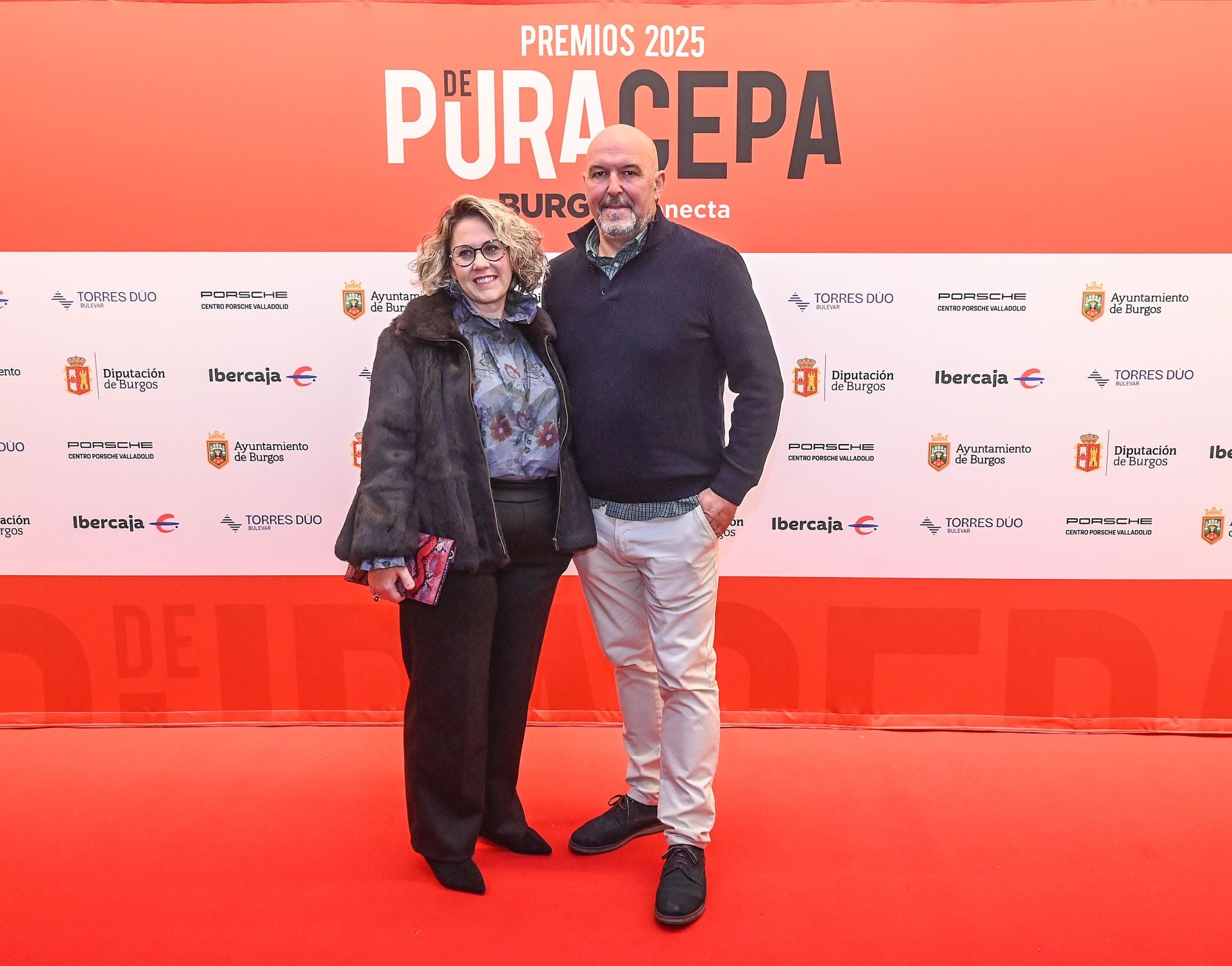 Menchu Moreno Castillo, gerente de Moreno Castillo, junto a su acompañante Álvaro.