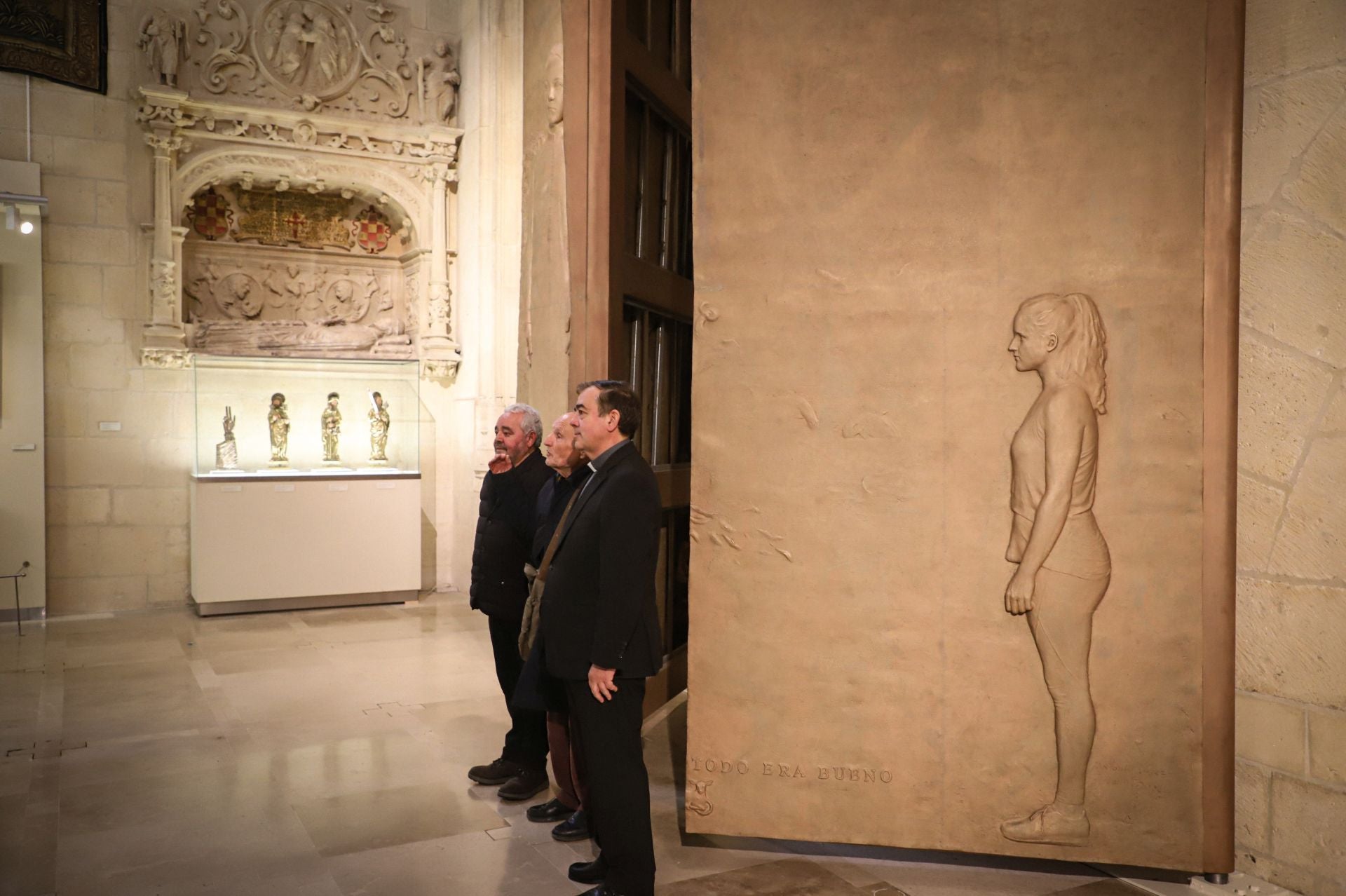 Así son las puertas de Antonio López, en imágenes