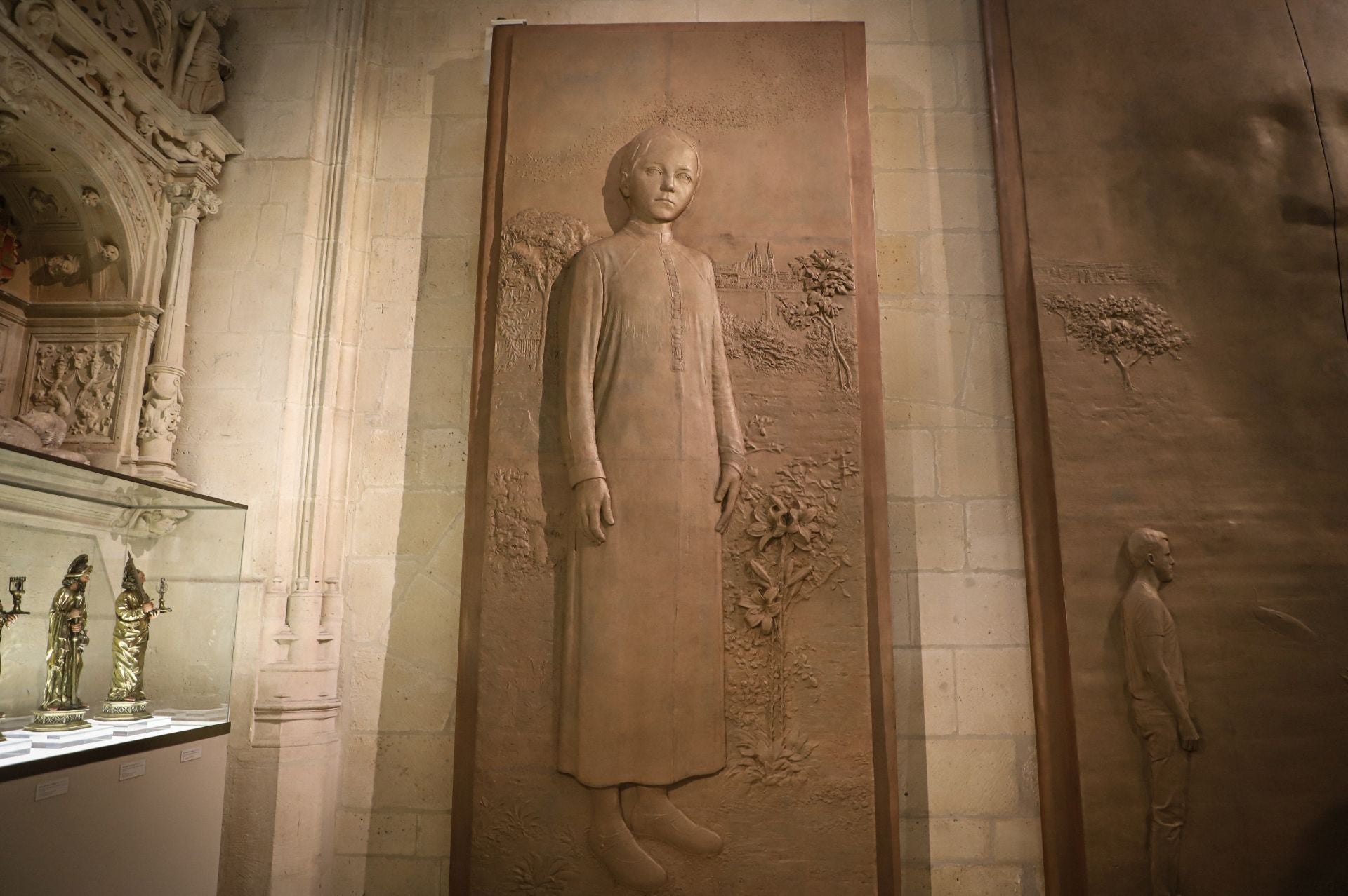 Así son las puertas de Antonio López, en imágenes