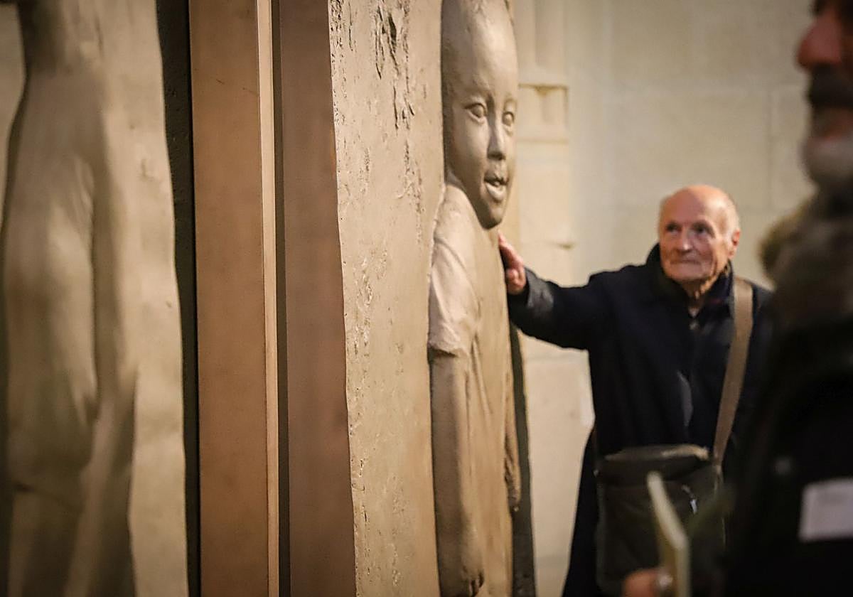 Así son las puertas de Antonio López, en imágenes