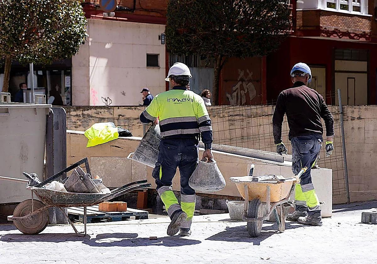 Noviembre deja 15 parados más y 635 afiliados menos en Burgos