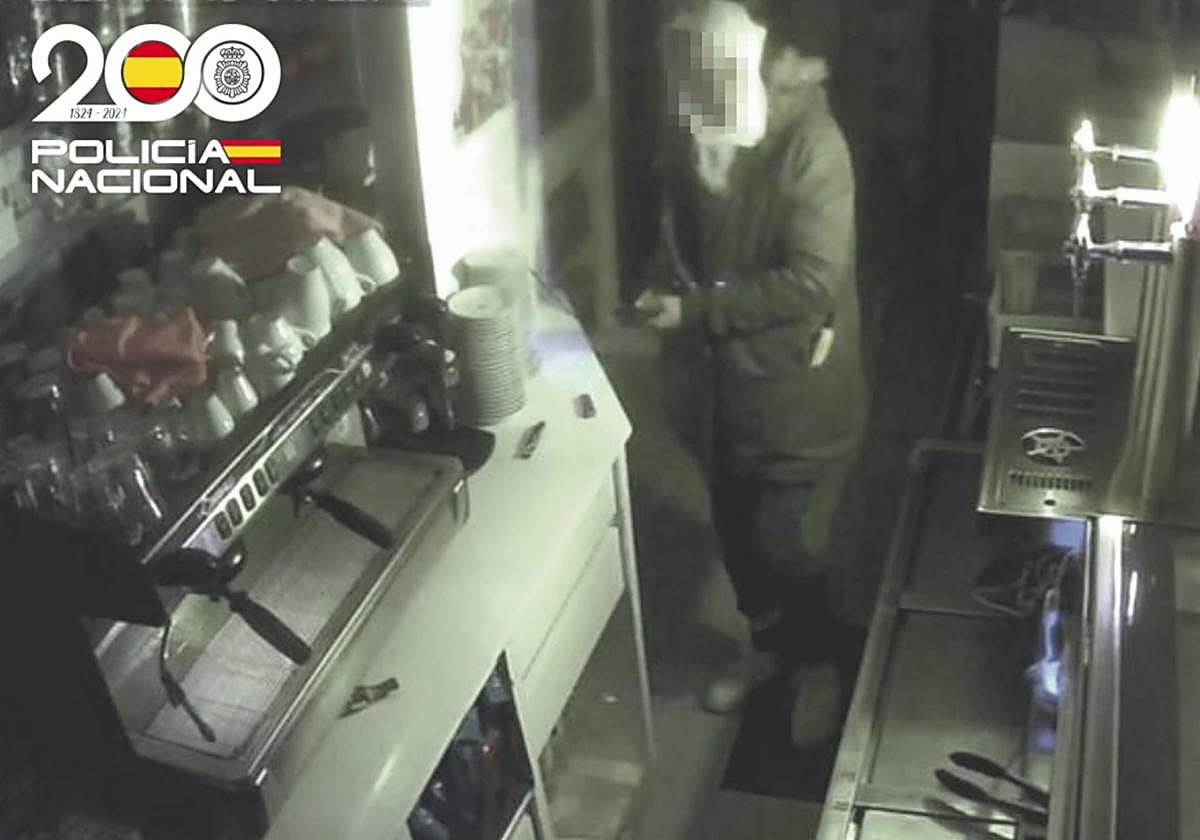 Imagen del hombre detenido en el robo de un bar de Burgos
