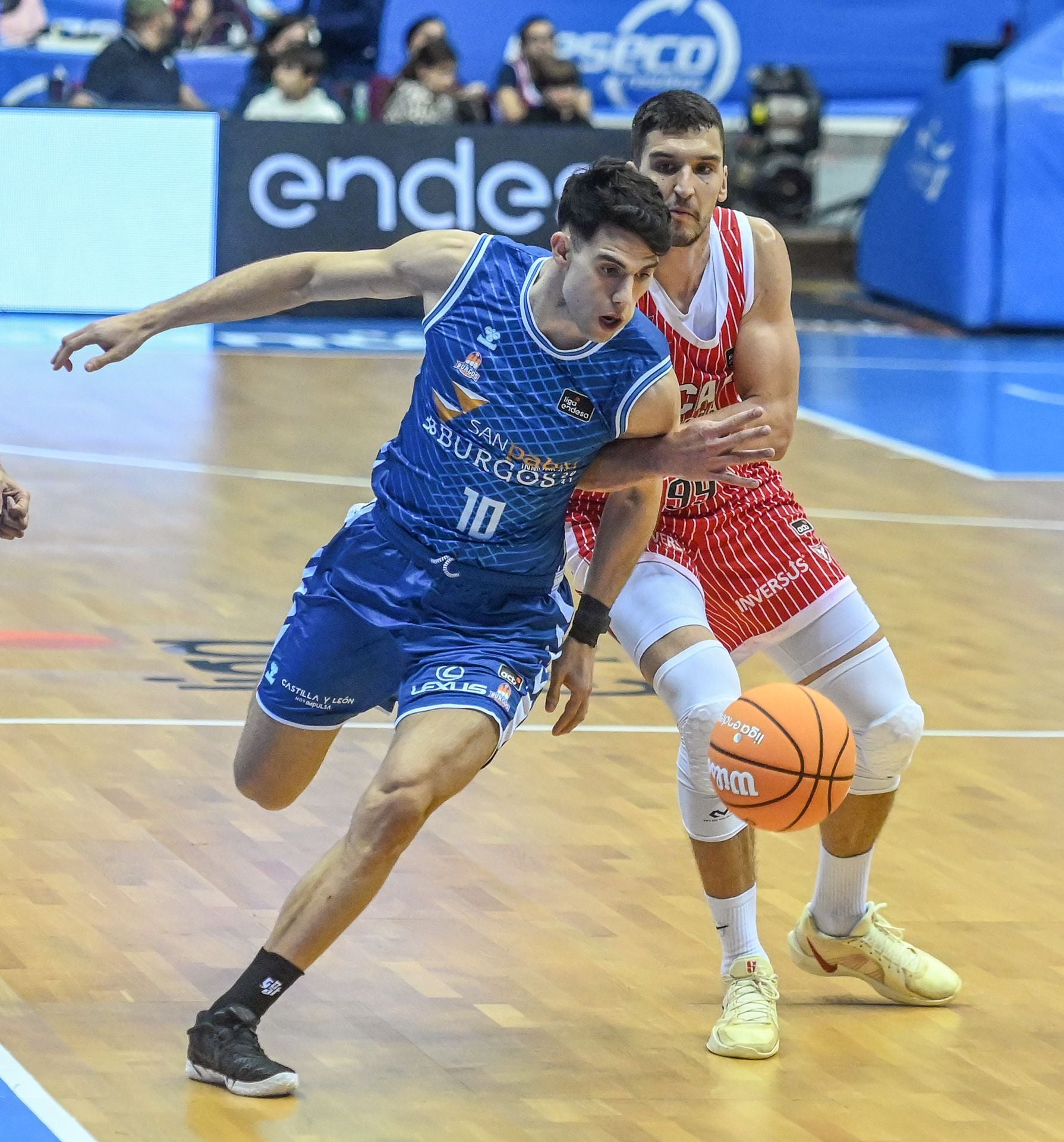 La derrota del San Pablo Burgos, en imágenes