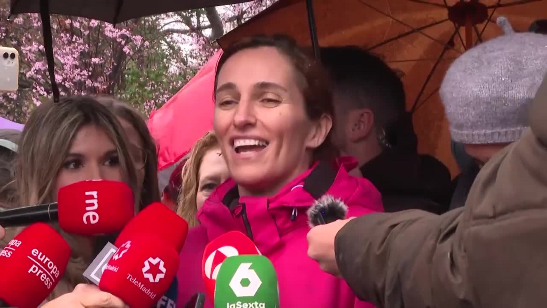 García remarca que "la violencia machista y la brecha salarial" han llegado demasiado lejos"