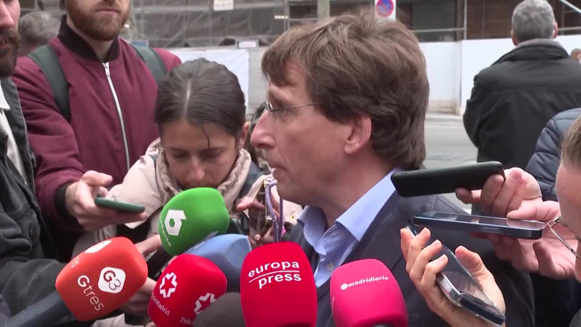 Almeida condena los "insultos machistas" a Alegría