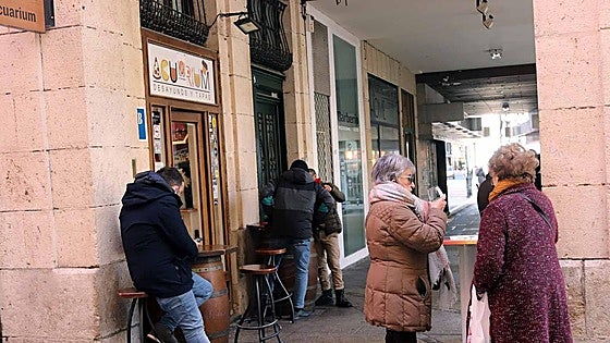 El auge del tardeo y el frío: los ingresos de la hostelería nocturna en Navidad caen un 7% en Burgos