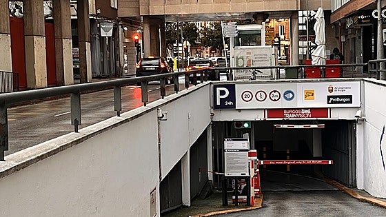 El aparcamiento de la plaza de España de Burgos sustituirá las máquinas actuales y los dispositivos obsoletos