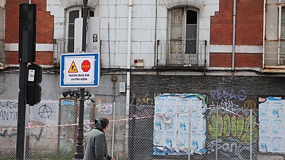 Las cinco heridas que afean el corazón de Burgos: un recorrido por los edificios en ruina de la ciudad