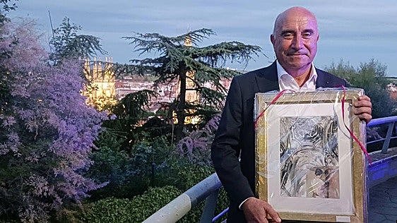 Ignacio Martínez gana el premio San Juan de Ortega entregado por los arquitectos técnicos de Burgos