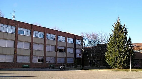 UGT alerta del «colapso inminente» en las secretarías de los centros educativos de Burgos por falta de personal
