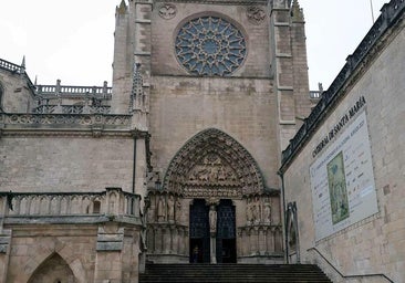 Fachada del Sarmental de la Catedral de Burgos.