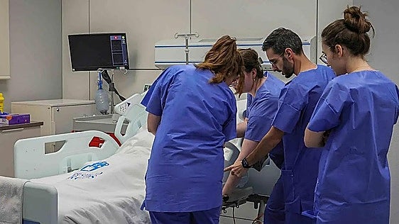 Medicina en Burgos entra por la puerta grande: más solicitudes que en León