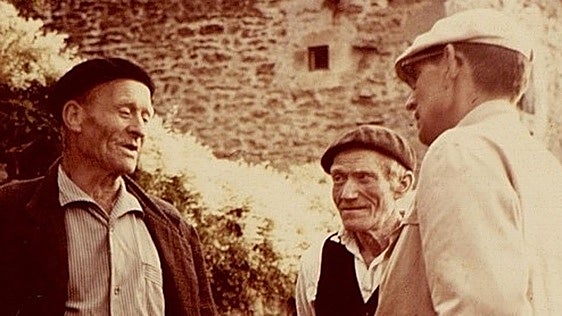 El Valle de Sedano abre el archivo más íntimo de Miguel Delibes en las bodas de oro de su constitución