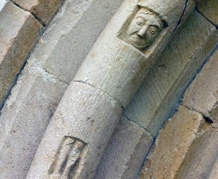 Imagen secundaria 1 - Un paisaje de película en el norte de Burgos: el rincón natural que se ha hecho viral por su parecido con 'El Rey León'