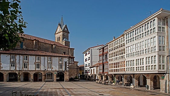 El pueblo de Burgos repleto de torres medievales que logra ser Conjunto Histórico tras 52 años de espera