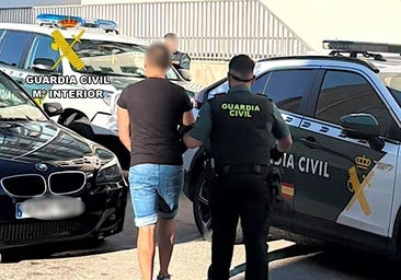 Detenidos dos jóvenes por agredir y robar a un hombre en un pueblo de Burgos