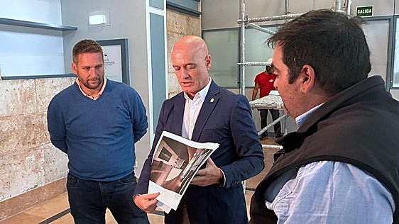 Las obras de la nueva oficina de turismo de Burgos arrancan en el Teatro Principal con un plazo de cinco meses y 165.000 euros de presupuesto