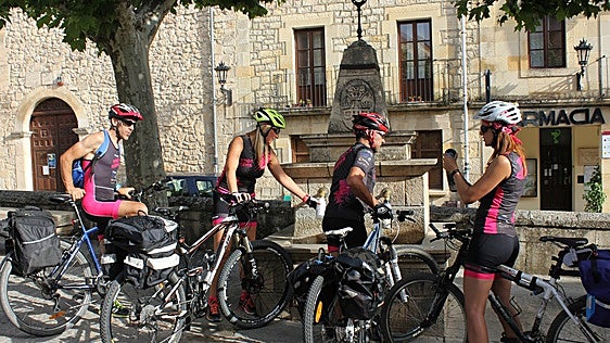 La ruta del Camino del Cid consolida su impacto en Burgos: «Cada vez hay más solicitudes de alojamientos y negocios que quieren sumarse»