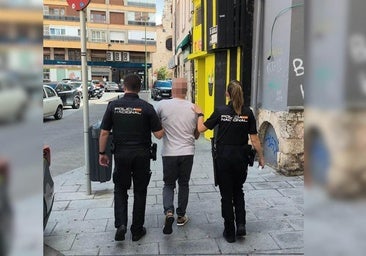 Dos hermanos detenidos por cometer tres atracos a punta de pistola en negocios de Burgos