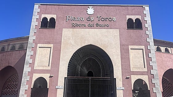 Sentir Aranda ve legalizable la plaza de toros y pide al dueño que presente un proyecto