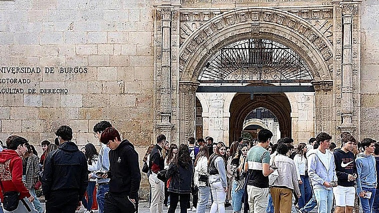 'Éxito o fracaso de los cambios de régimen impuestos desde el exterior', a debate en la UBU