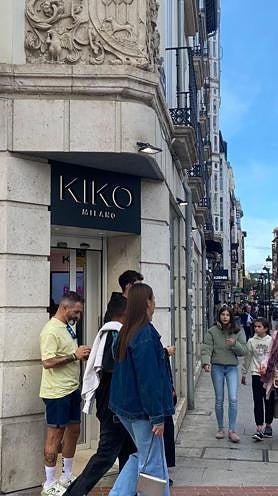 Imagen secundaria 2 - Las dos nuevas tiendas que completan la oferta comercial de una céntrica calle de Burgos