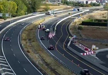 Dos heridos tras una colisión entre dos turismos en la autovía A-1 en sentido Burgos