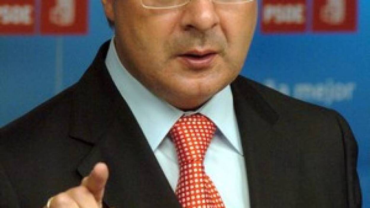 Blanco elude confirmar oficialmente la candidatura de López Aguilar