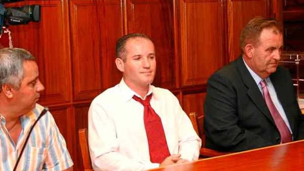 Un concejal se va de CC para pactar con el PSOE en Garafía