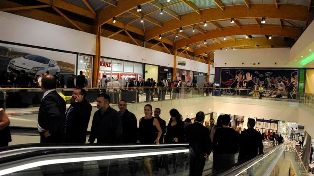 Inauguración del nuevo centro comercial El Mirador