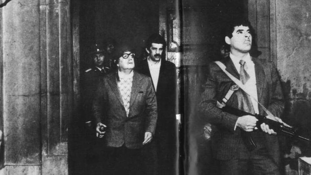 Allende falló al suicidarse y su escolta le dio el tiro de gracia