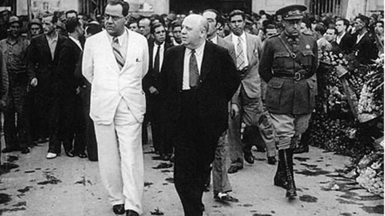 Ibaruuri, Franchy Roca, Negrín y Margarita Nelken, en la Cátedra del Exilio