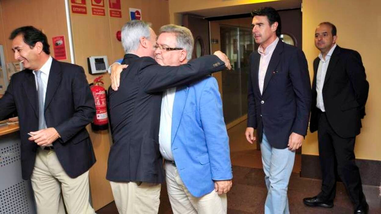 Candidatos del PP se reúnen con la Cámara de Comercio