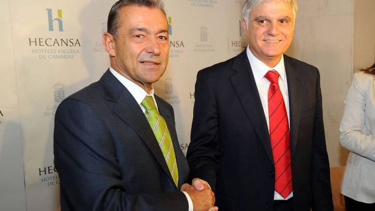 Coalición Canaria y PSC-PSOE firman acuerdo