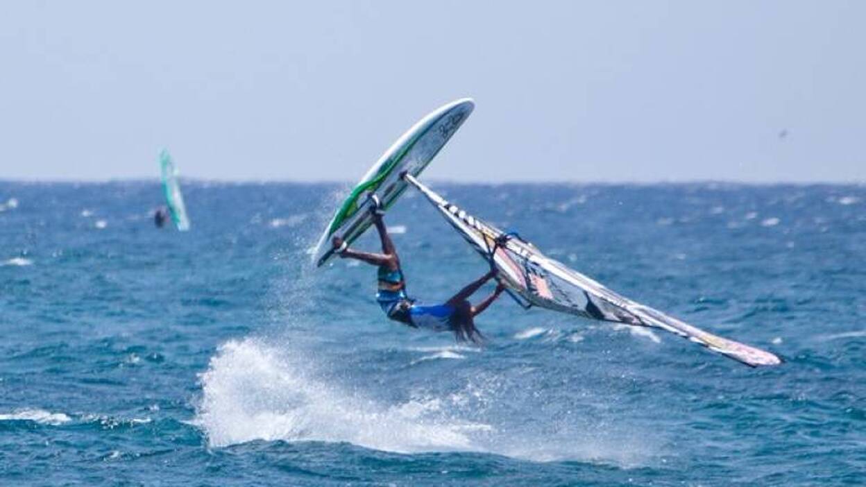 Estredo reina en Las Cucharas