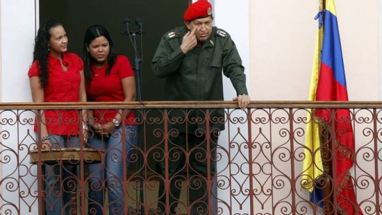 Chávez reconoce ante sus seguidores que aún debe vencer al cáncer