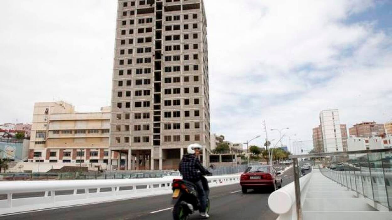 El tráfico vuelve a Obispo Romo