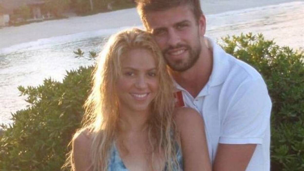 Shakira y Piqué, la pareja más empalagosa del verano