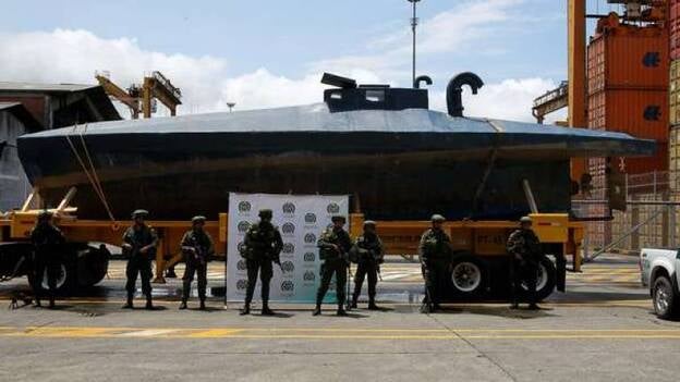 Hallan a las FARC sumergible de gran capacidad para drogas en sur de Colombia