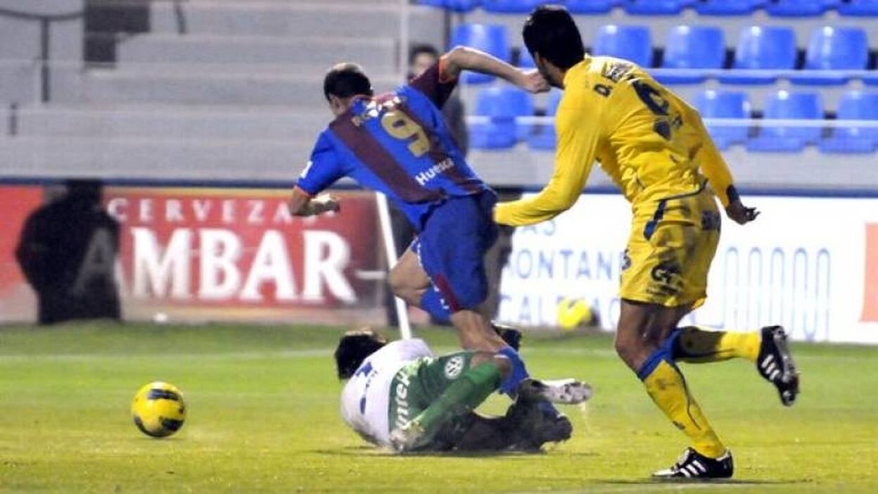 Una comparsa en El Alcoraz