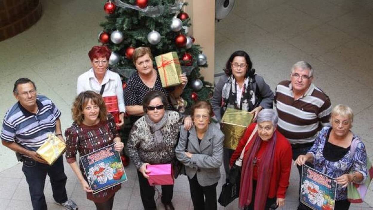 Abuelos como pajes en Arrecife
