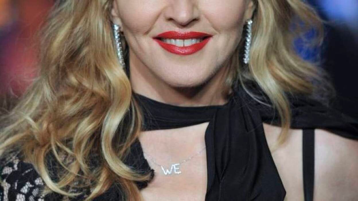 "MDNA", el título del duodécimo disco de Madonna, revoluciona internet