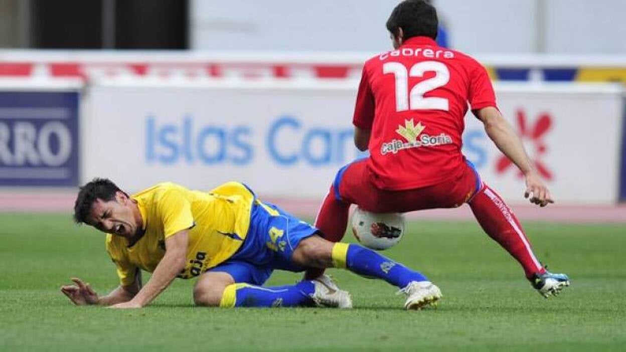 Javi Guerrero no llegará a tiempo para recibir al Huesca