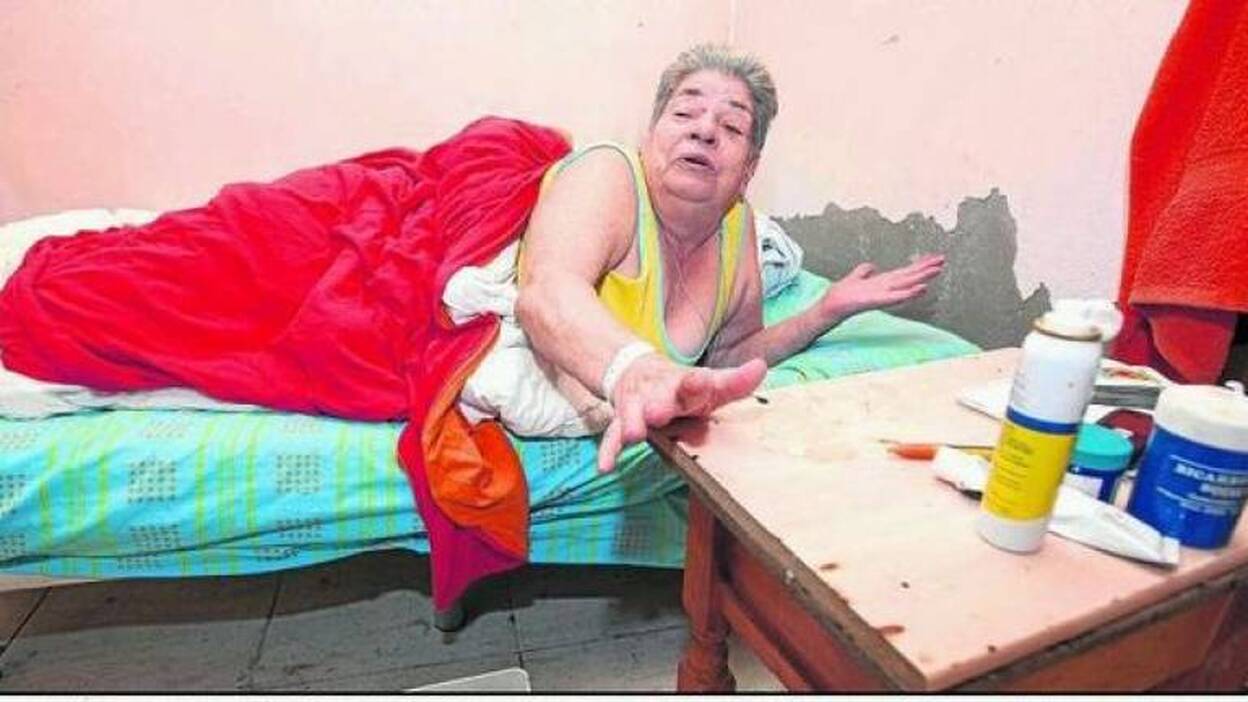 El calvario de María: olvidada e indigente