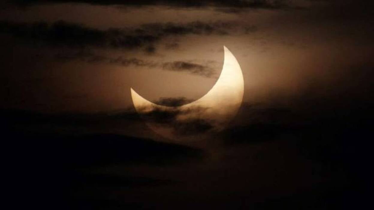 Expectación por el eclipse anular de sol