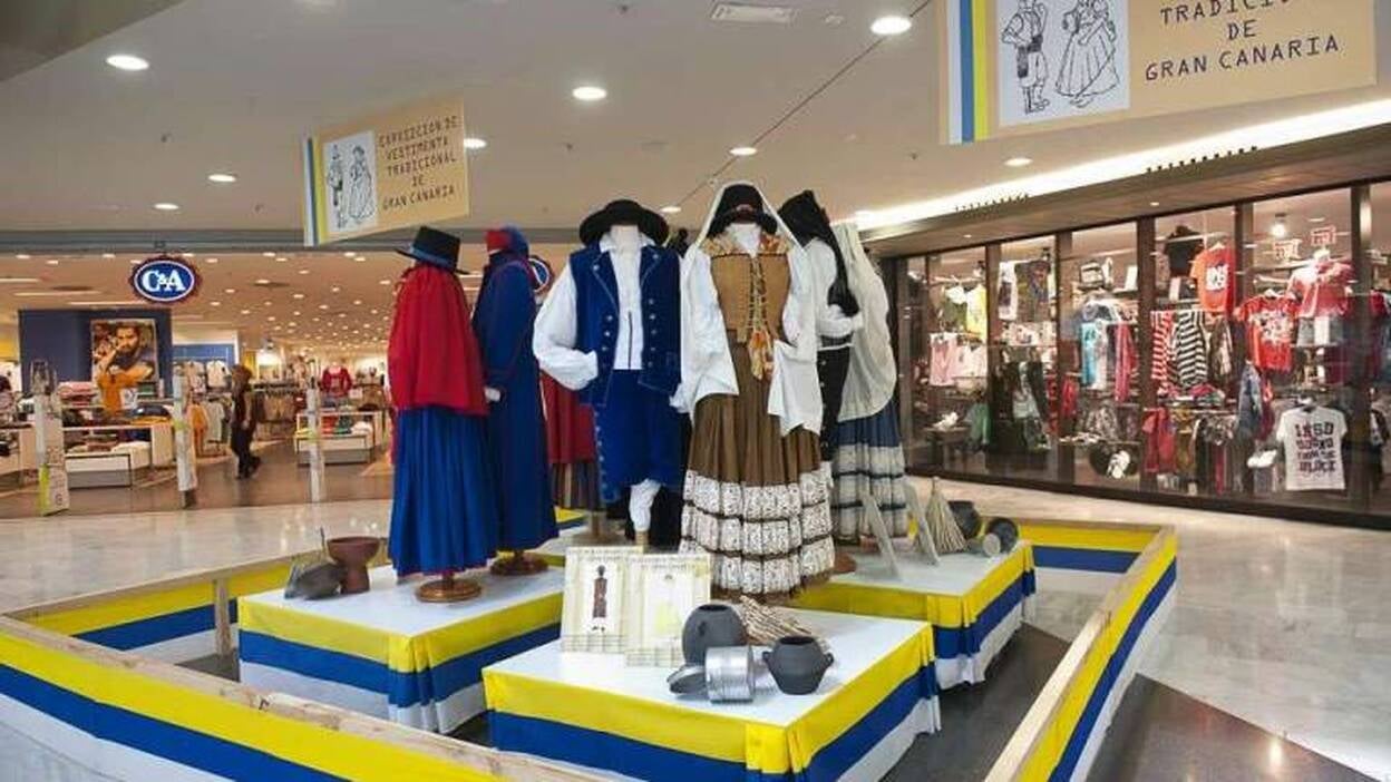 Las Arenas de viste de canario