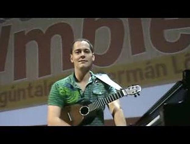 Germán López muestra los secretos del timple